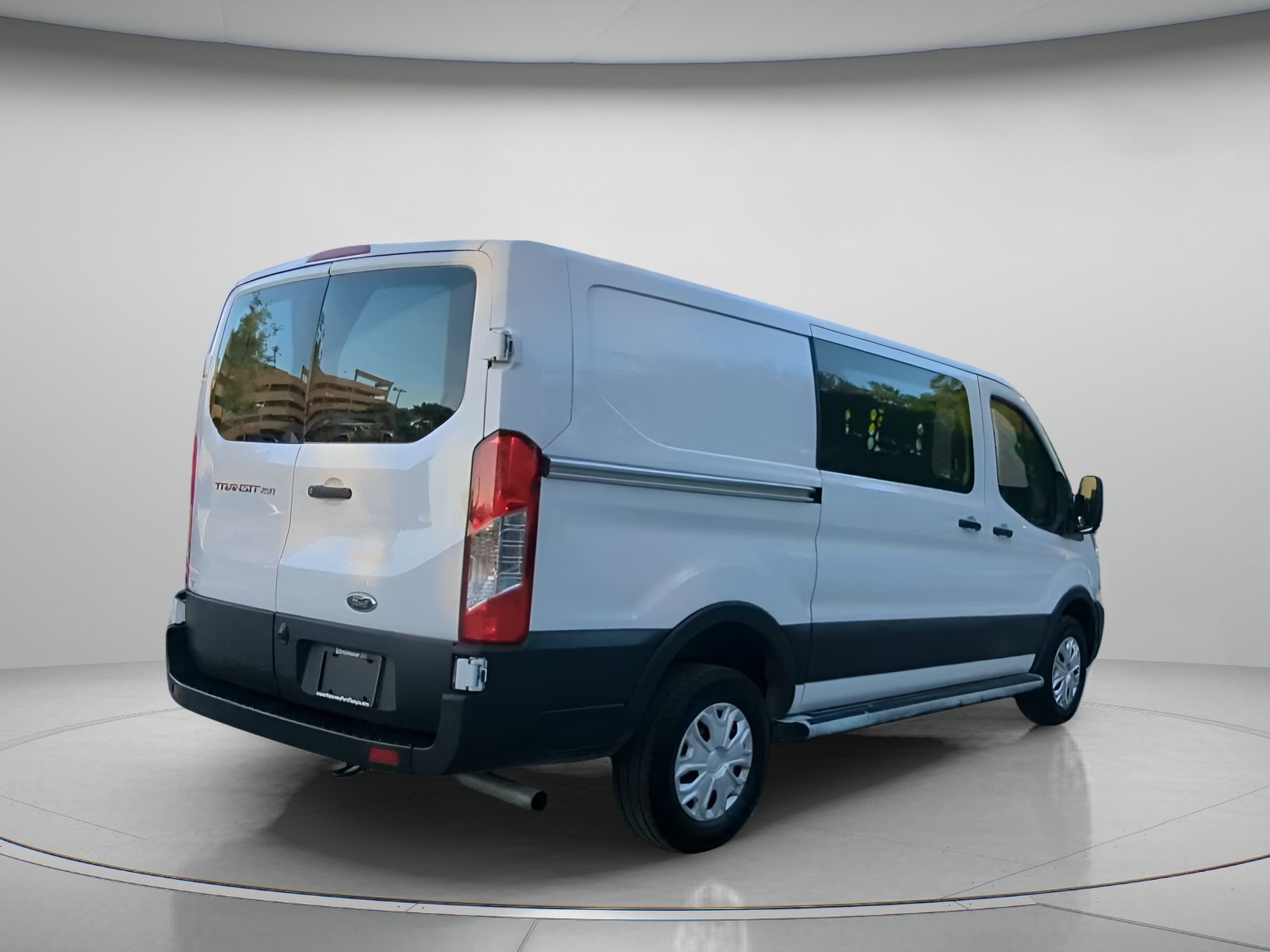 Certified 2025 Ford Transit 250 Low Roof w/ Exterior Upgrade Package RWD image 27