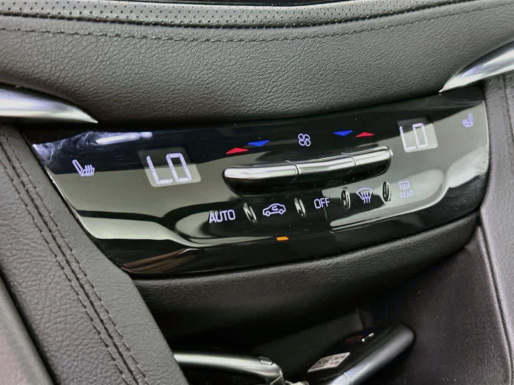 Used 2021 Cadillac XT5 Premium Luxury FWD image 18