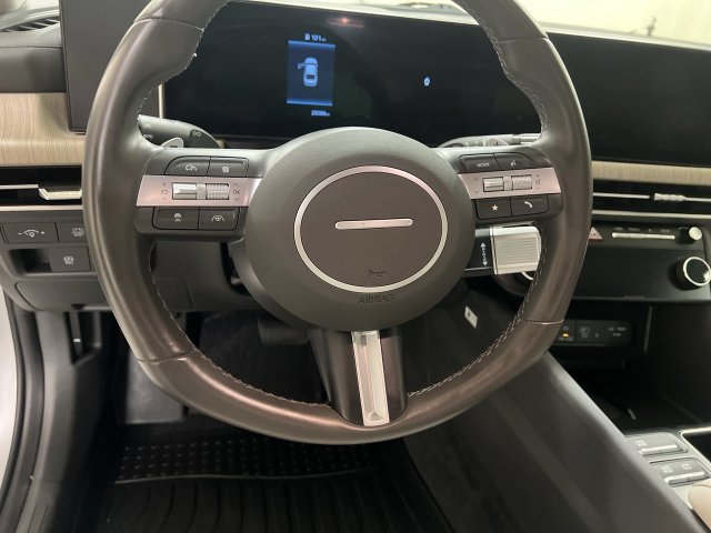 Used 2025 Hyundai Sonata SEL FWD image 9