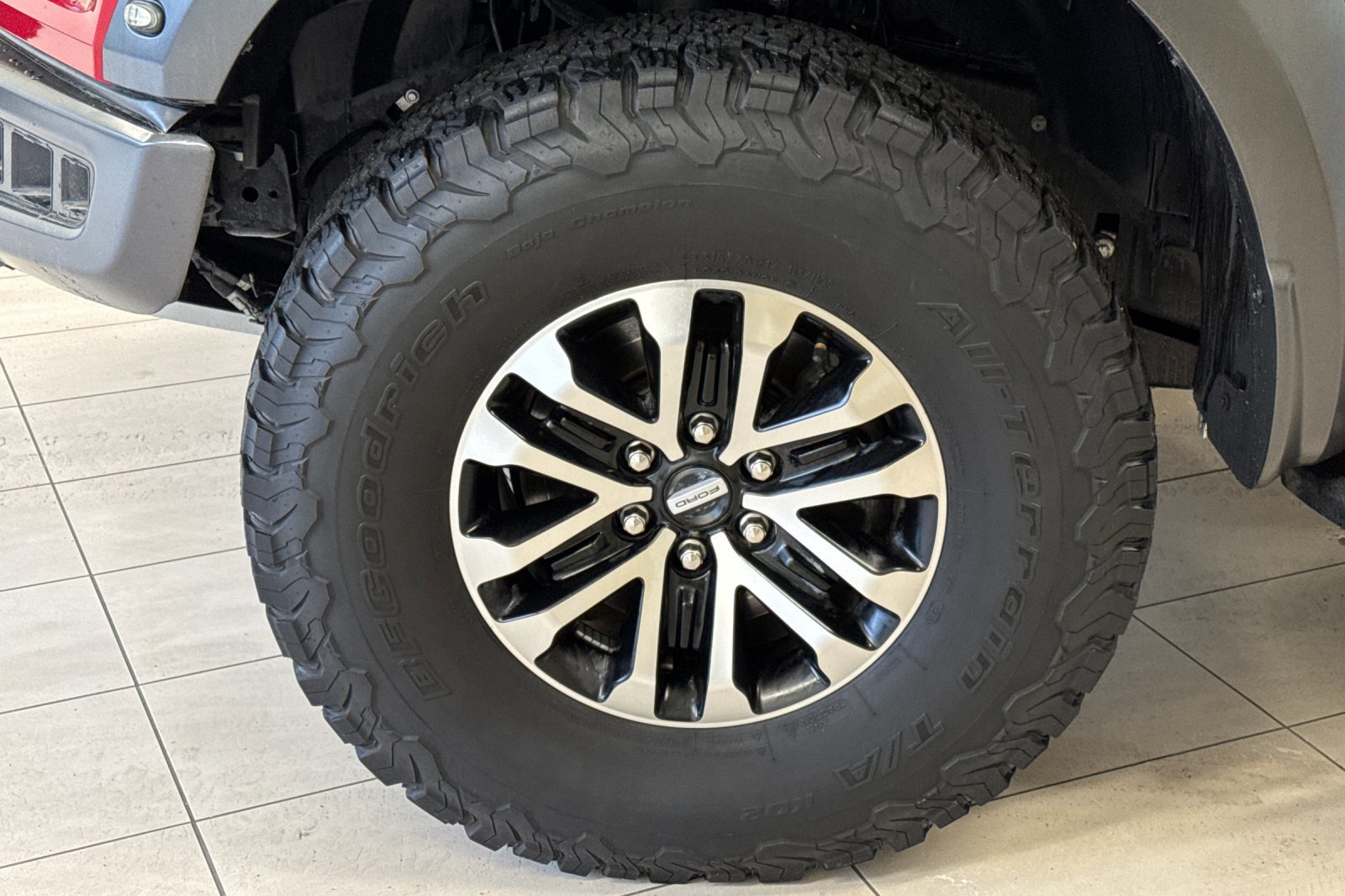 Certified 2020 Ford F150 Raptor w/ Equipment Group 802A Luxury image 26