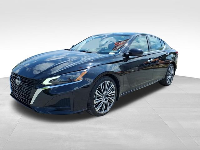 Used 2023 Nissan Altima 2.5 SL FWD image 2