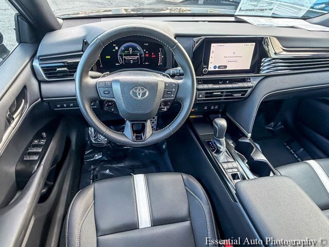 Used 2026 Toyota Camry SE FWD image 16