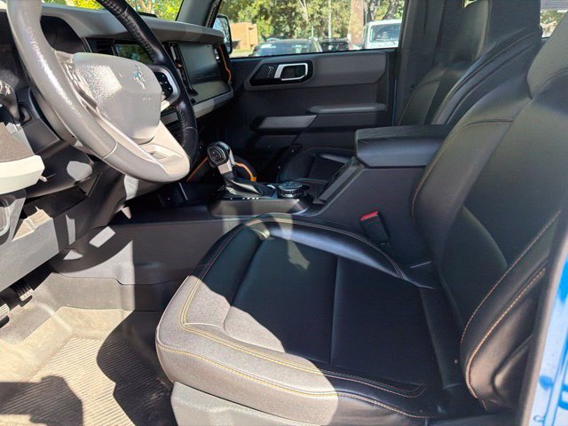 Certified 2022 Ford Bronco Badlands w/ Sasquatch Package AWD/4WD image 17