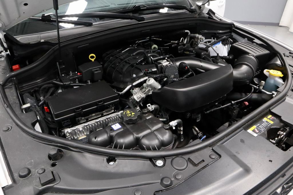 Used 2025 Dodge Durango GT AWD/4WD image 17