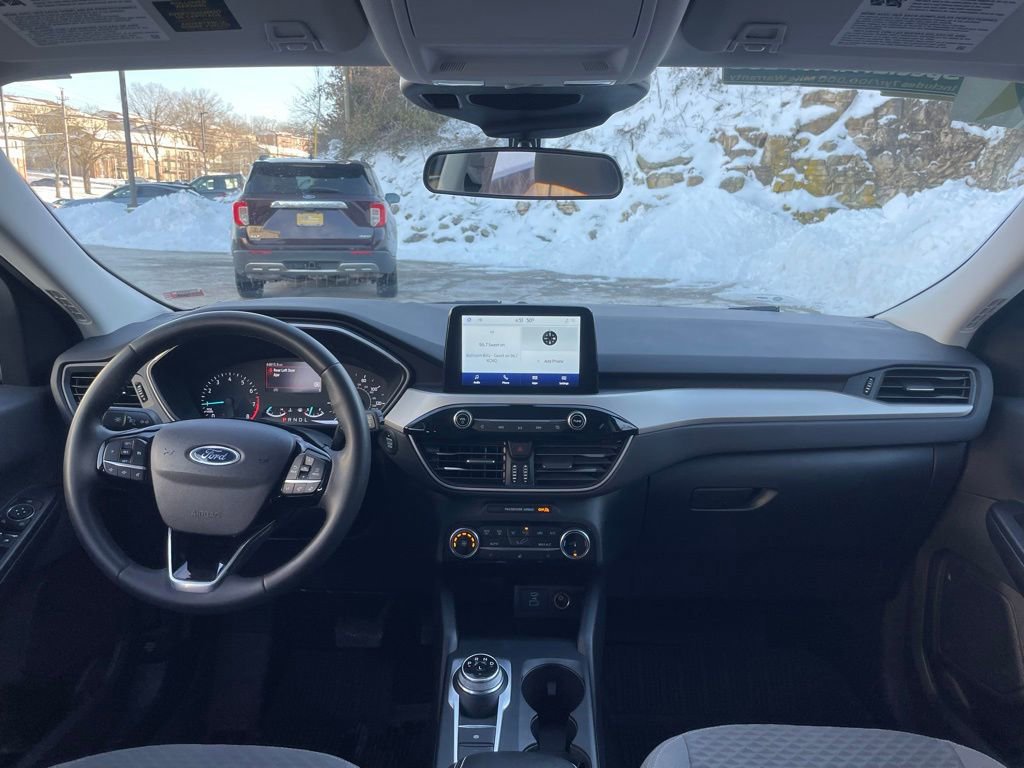 Certified 2022 Ford Escape SE w/ Cold Weather Package image 11
