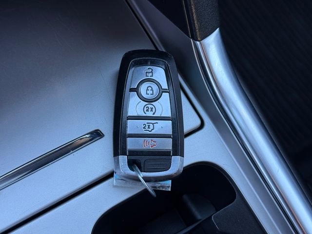 Certified 2022 Ford Explorer XLT w/ Equipment Group 202A image 23