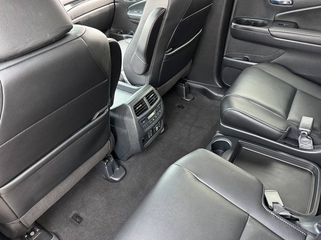 Used 2022 Honda Pilot Touring image 17