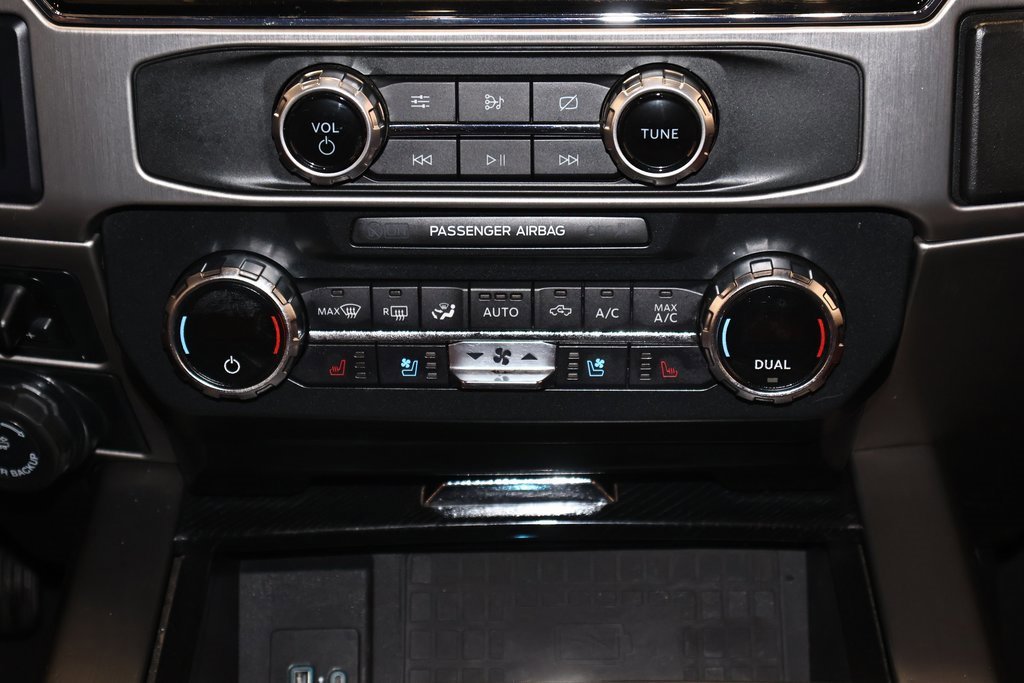 Certified 2022 Ford F450 Platinum w/ FX4 Off-Road Package image 37