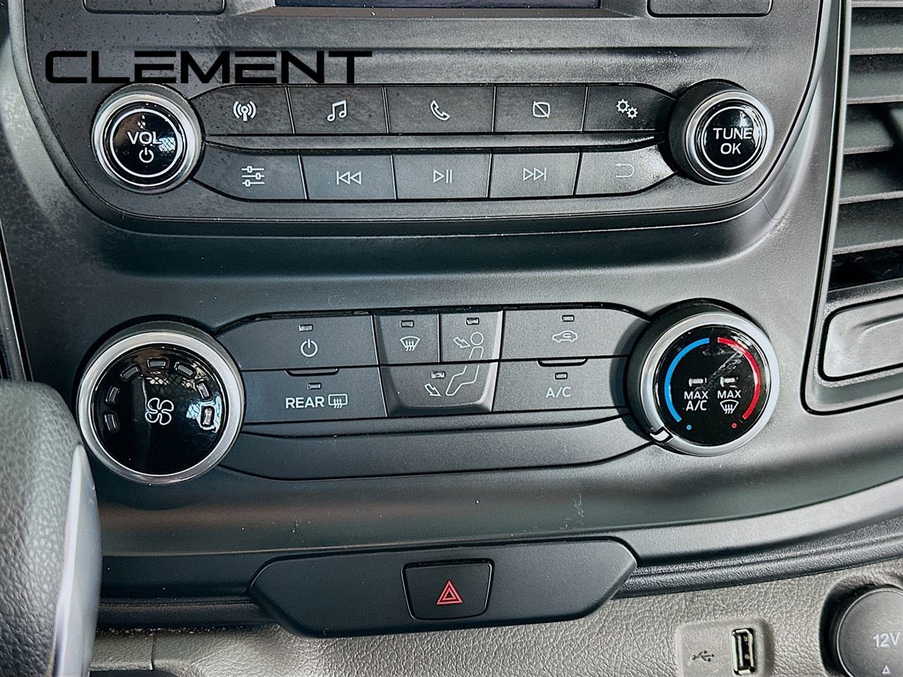 Certified 2024 Ford Transit 250 Low Roof w/ Exterior Upgrade Package image 22