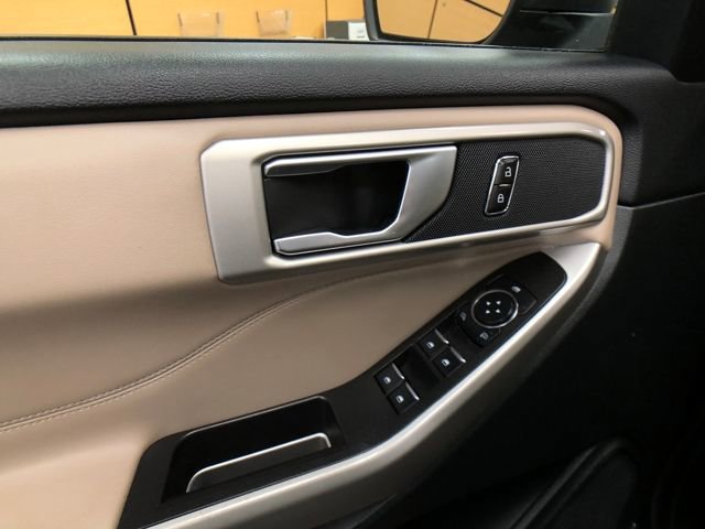 Certified 2023 Ford Explorer XLT w/ Equipment Group 202A image 12