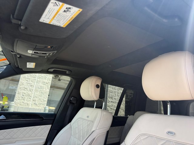 Used 2019 Mercedes-Benz GLS 550 4MATIC image 33