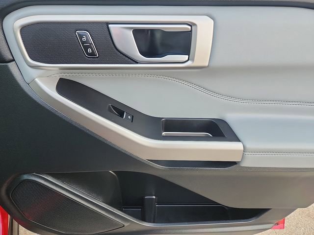 Certified 2023 Ford Explorer XLT w/ Equipment Group 202A image 36