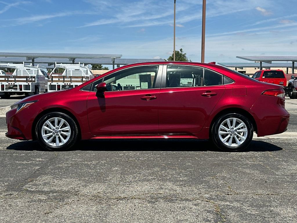 Used 2026 Toyota Corolla LE w/ LE Premium Package FWD image 2