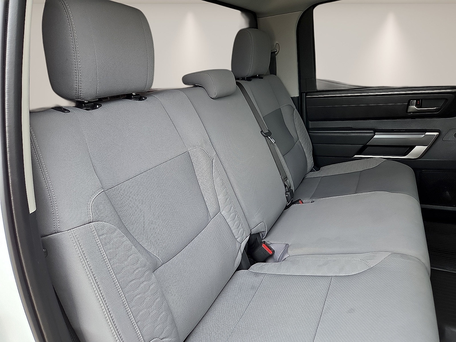 Used 2022 Toyota Tundra SR5 RWD image 9
