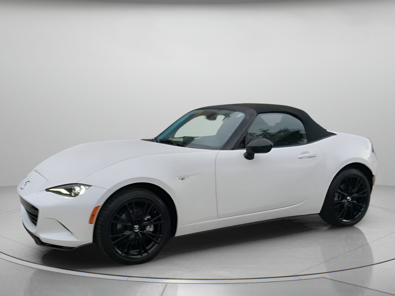 Used 2024 MAZDA MX-5 Miata Club RWD image 14