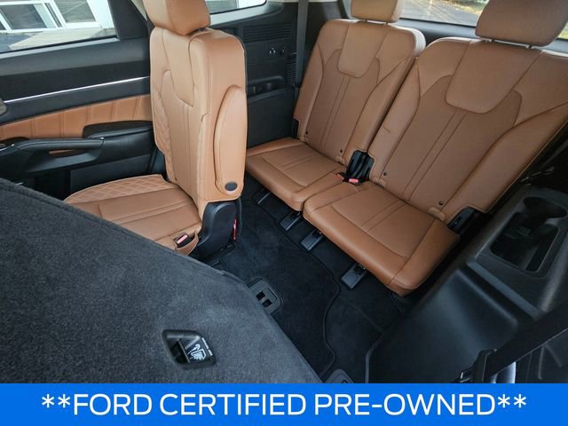 Used 2022 Kia Sorento SX Prestige w/ Rust Color Package image 18