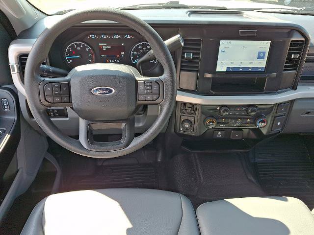 Certified 2025 Ford F250 XL w/ XL Chrome Package AWD/4WD image 10