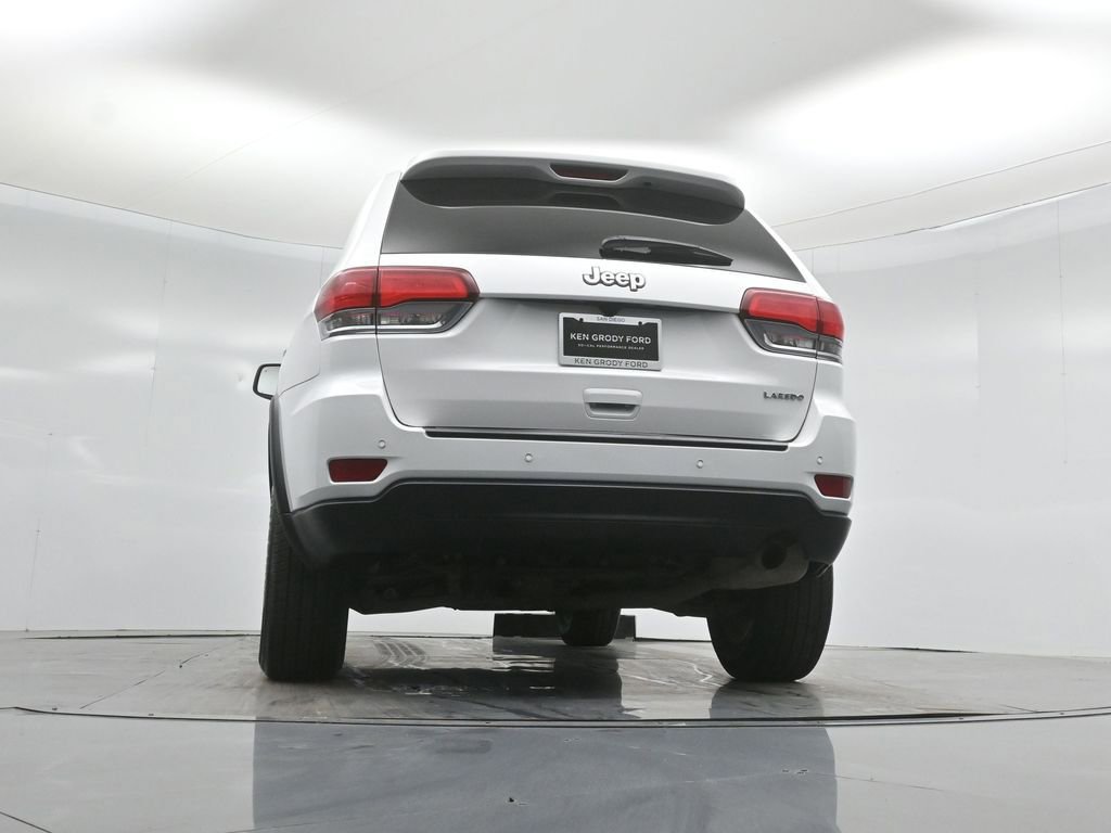 Used 2021 Jeep Grand Cherokee Laredo RWD image 48