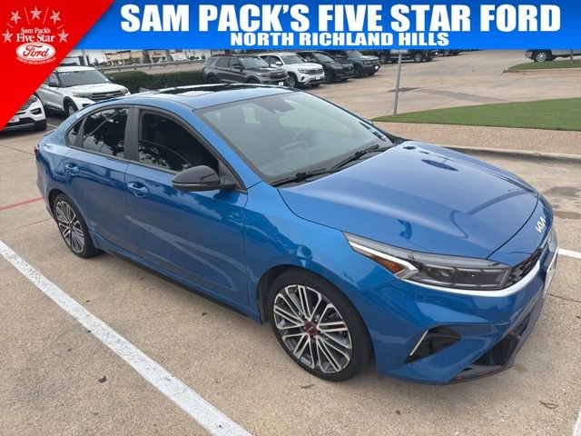 Used 2022 Kia Forte GT w/ GT2 Package FWD image 3