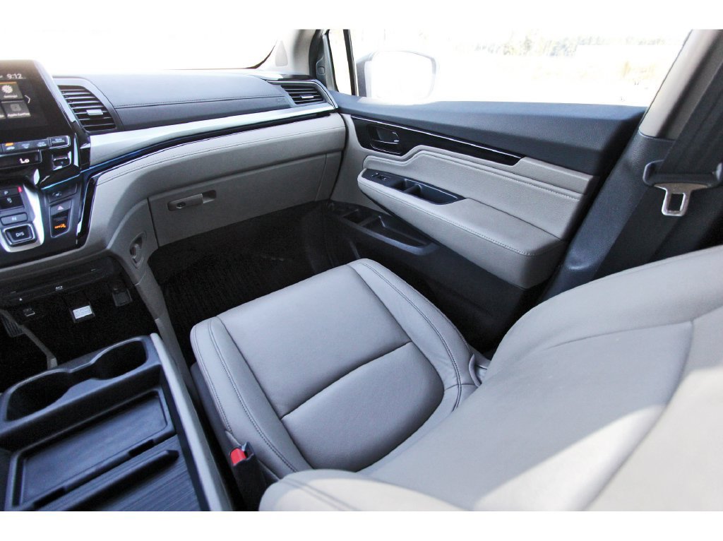 Used 2023 Honda Odyssey Touring image 12