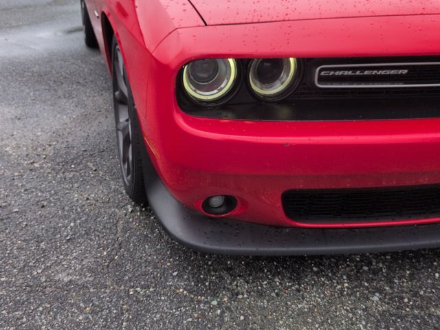 Used 2019 Dodge Challenger R/T RWD image 10
