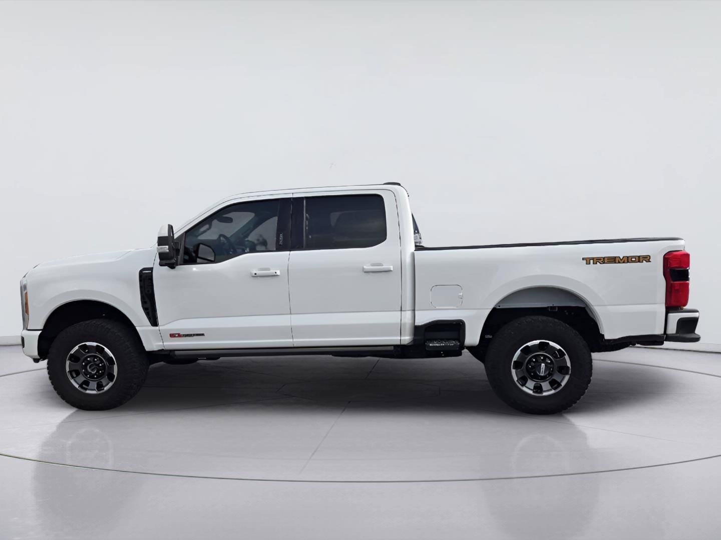 Certified 2023 Ford F250 Lariat w/ Lariat Ultimate Package AWD/4WD image 5