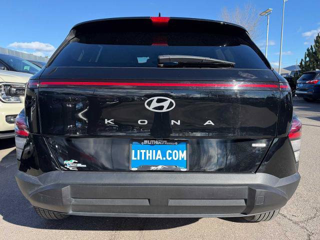 Used 2025 Hyundai Kona SEL image 8