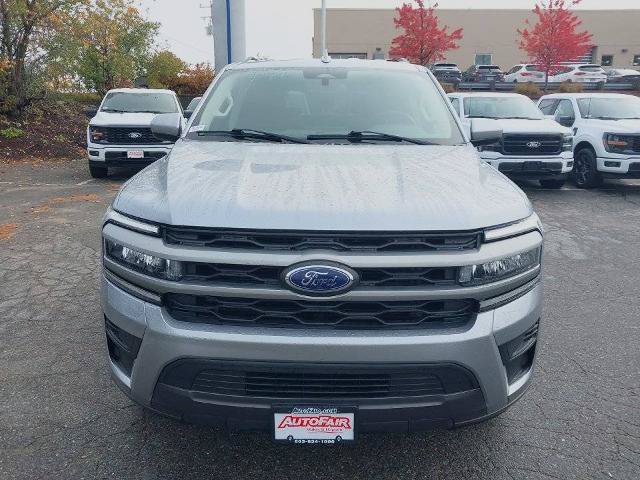 Certified 2024 Ford Expedition XLT AWD/4WD image 3