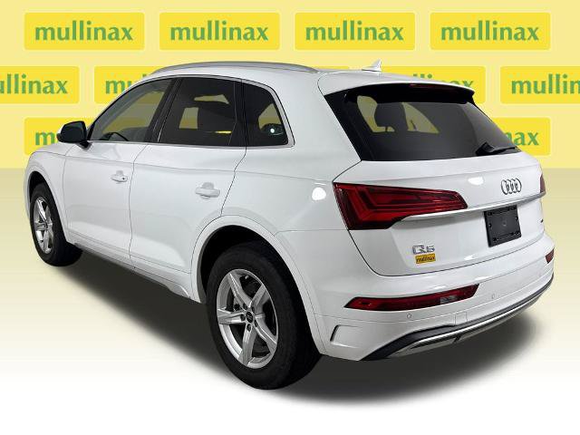 Used 2023 Audi Q5 2.0T Premium w/ Convenience Package AWD/4WD image 12