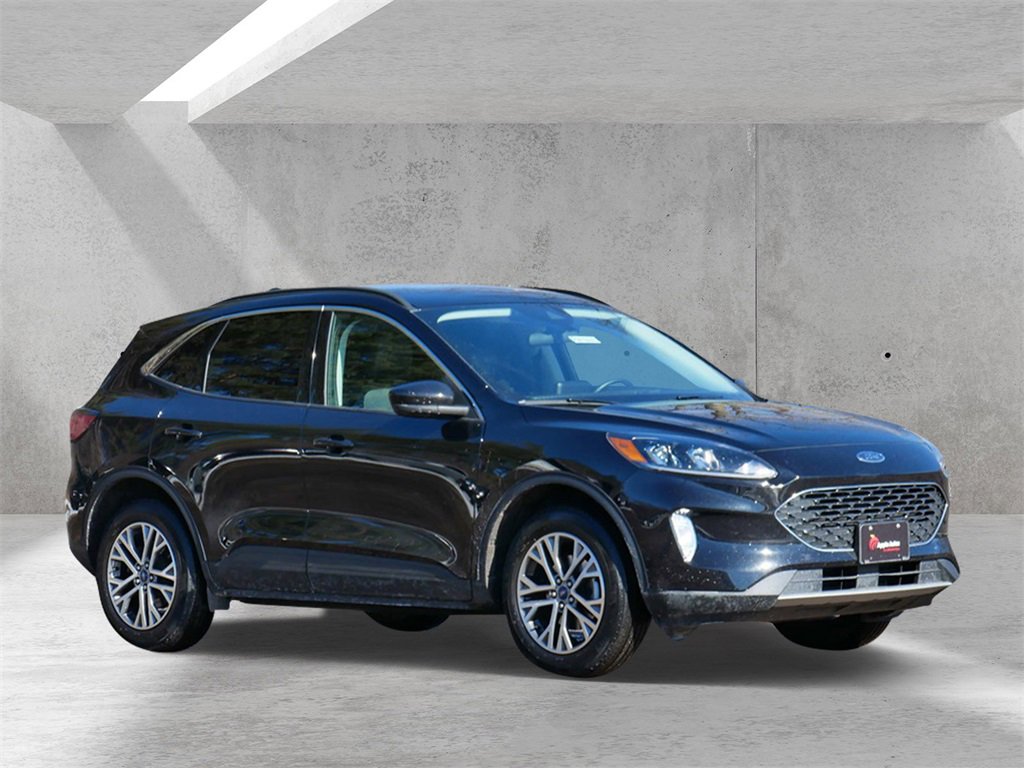 Certified 2022 Ford Escape SEL w/ Technology Package