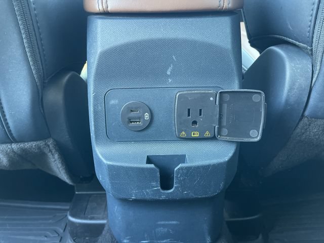 Certified 2022 Ford Maverick Lariat w/ Lariat Luxury Package AWD/4WD image 24
