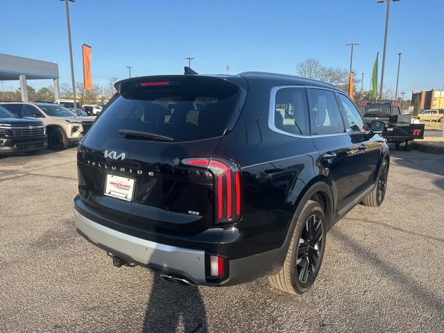 Used 2024 Kia Telluride SX Prestige w/ Towing Package AWD/4WD image 3