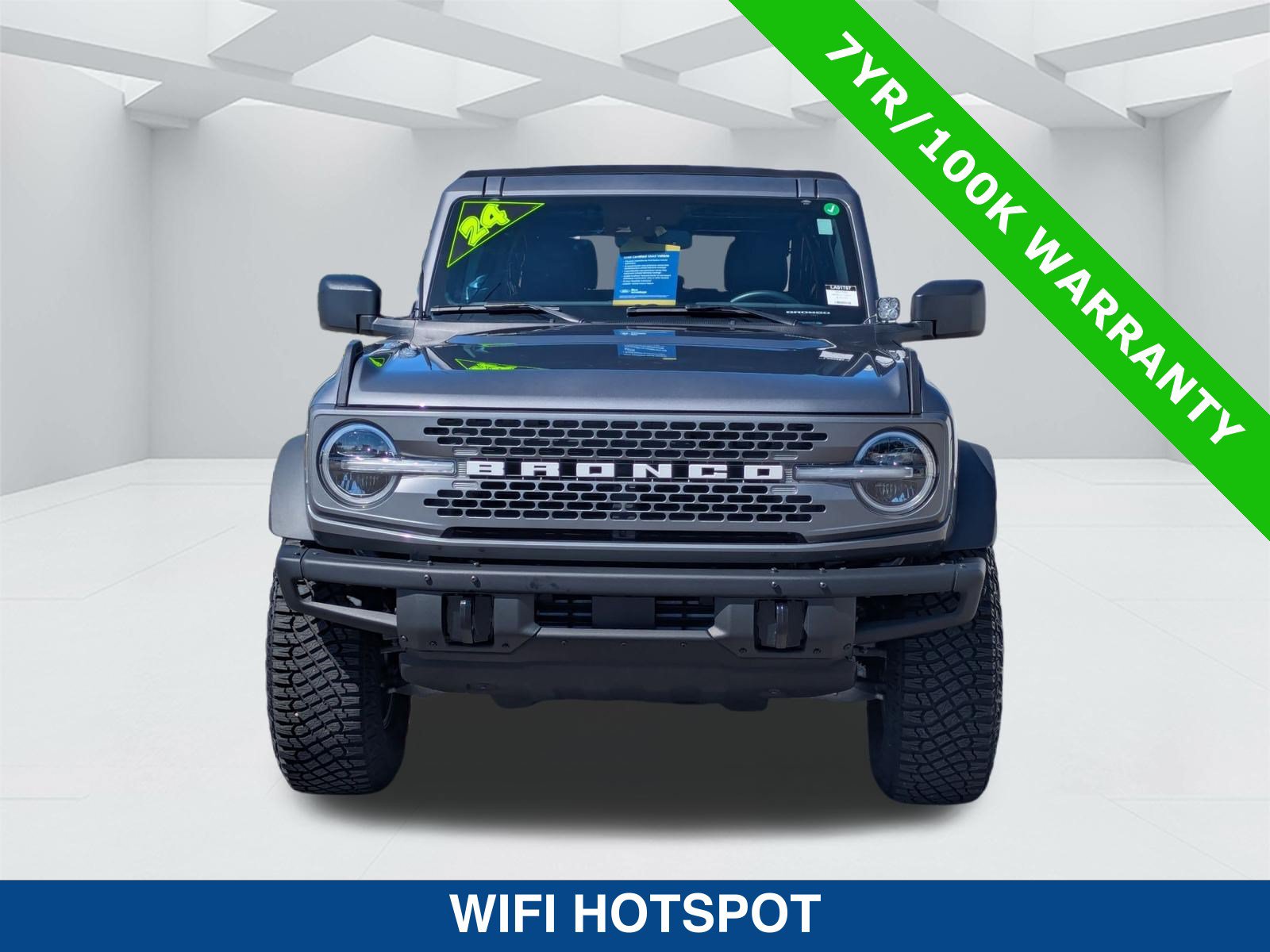 Certified 2024 Ford Bronco Badlands AWD/4WD image 9