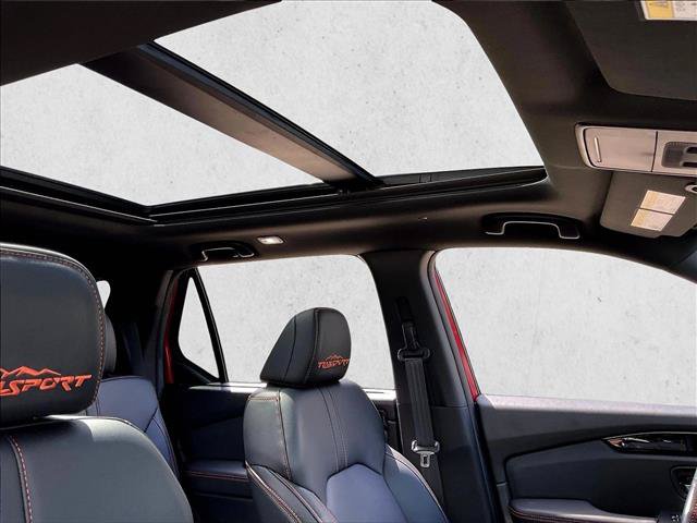 Used 2024 Honda Pilot TrailSport image 16