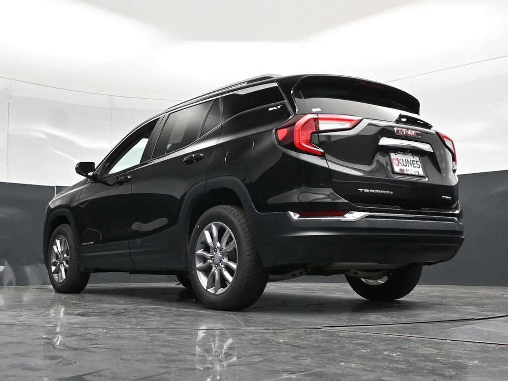 Used 2024 GMC Terrain SLT AWD/4WD image 63