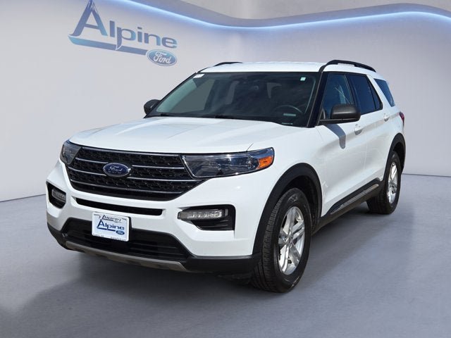 Certified 2024 Ford Explorer XLT w/ Equipment Group 202A AWD/4WD image 1