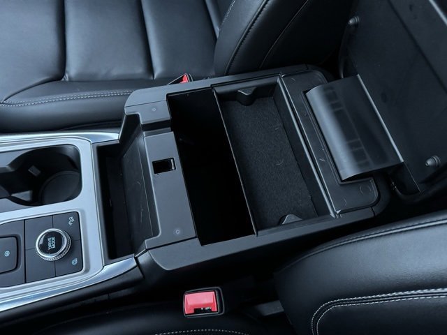 Certified 2023 Ford Explorer XLT w/ Equipment Group 202A image 27