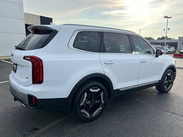 Used 2023 Kia Telluride S w/ S Sunroof Package AWD/4WD image 8