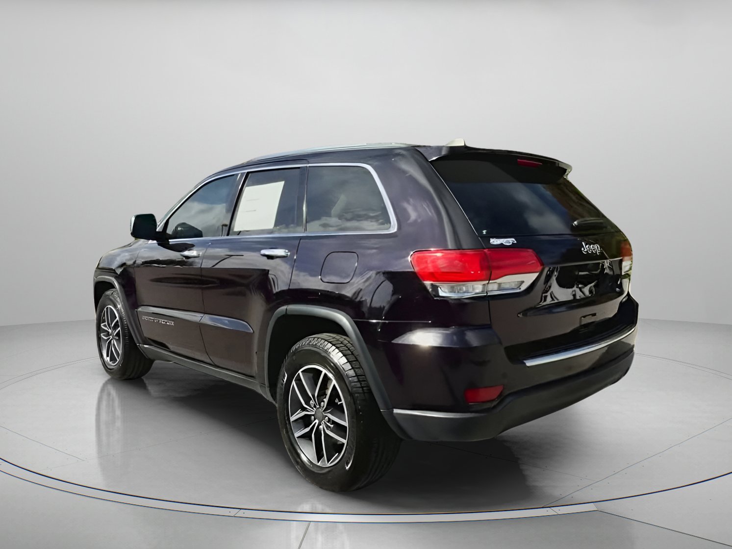 Used 2019 Jeep Grand Cherokee Limited image 21