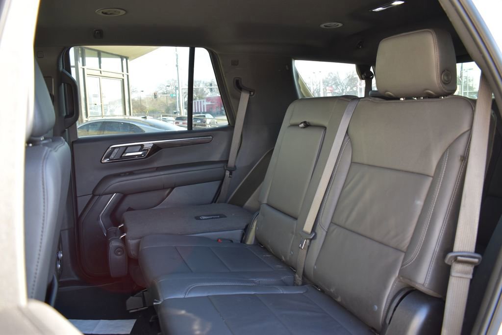 Used 2025 Chevrolet Tahoe LT image 8