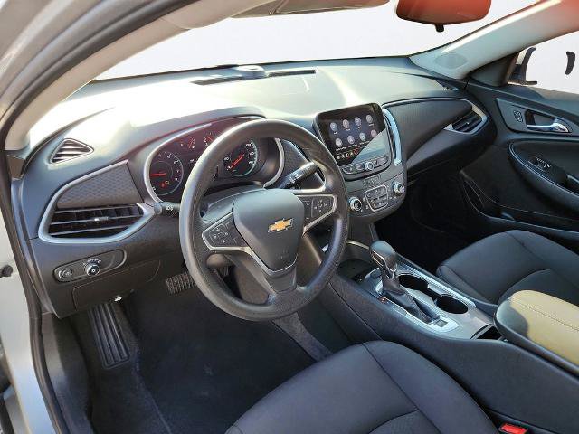 Used 2022 Chevrolet Malibu LT FWD image 9