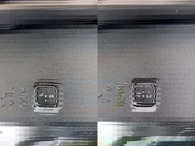 Certified 2025 Ford Expedition Platinum w/ Platinum Ultimate Package image 34