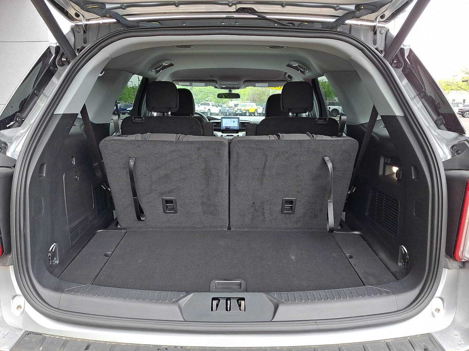 Certified 2023 Ford Explorer XLT AWD/4WD image 29