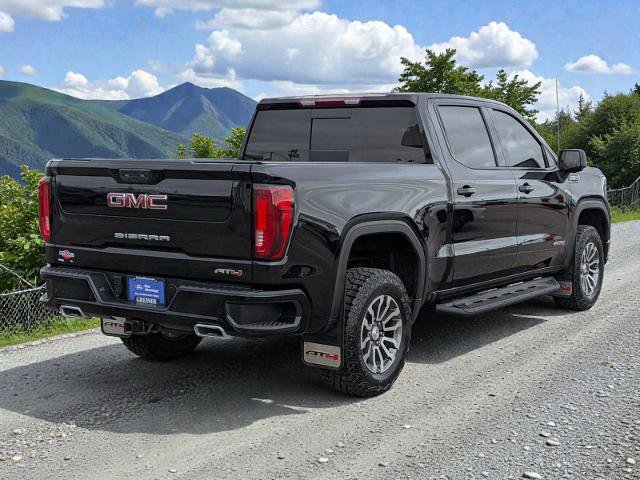 Used 2023 GMC Sierra 1500 AT4 w/ AT4 Premium Package AWD/4WD image 6