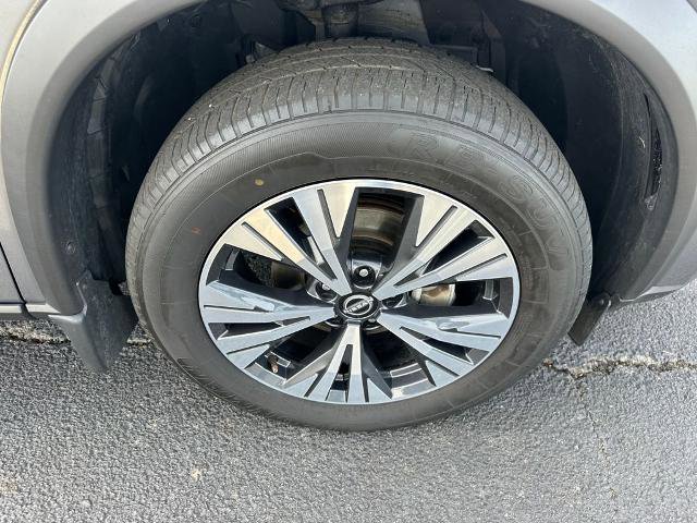Used 2023 Nissan Rogue SV image 22