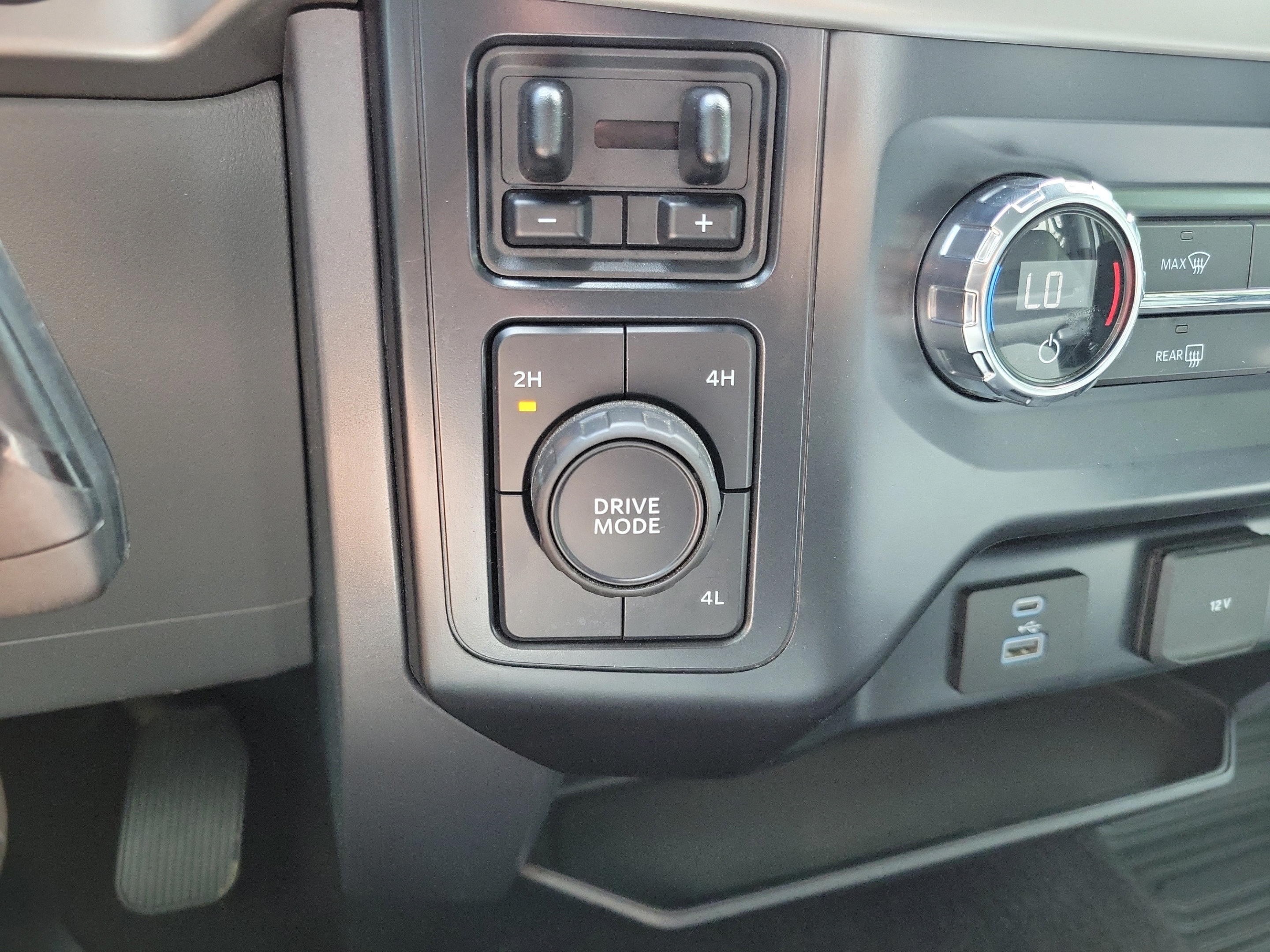 Certified 2021 Ford F150 XLT w/ Equipment Group 301A Mid AWD/4WD image 30