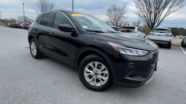 Certified 2023 Ford Escape Active AWD/4WD image 8