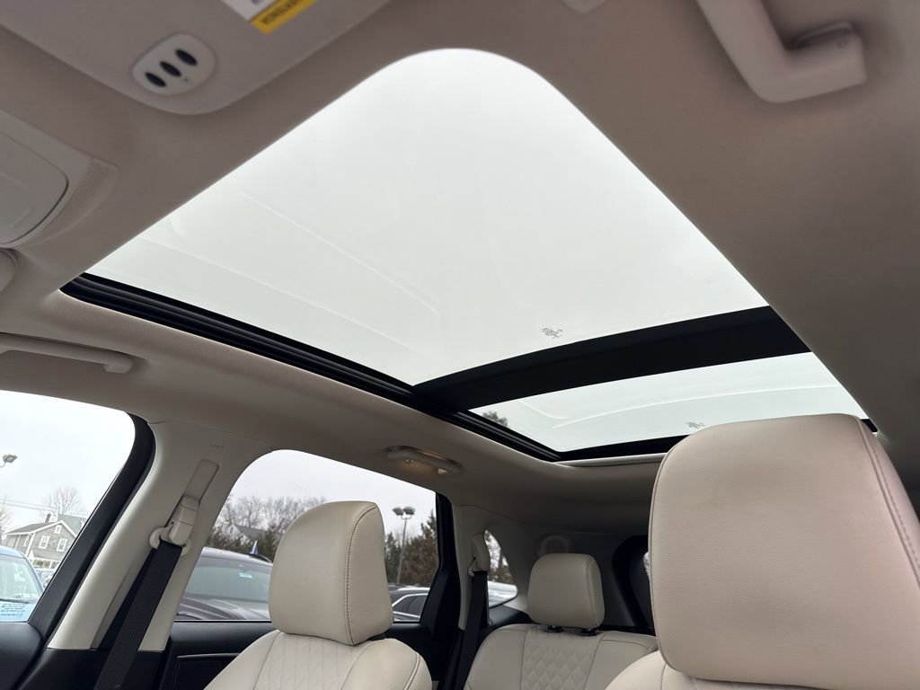 Certified 2023 Ford Edge Titanium image 17