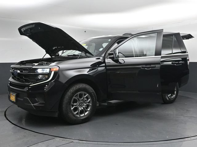 Certified 2026 Ford Expedition Active AWD/4WD image 54