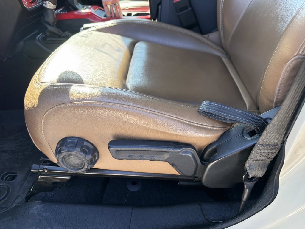 Used 2020 Jeep Gladiator Rubicon AWD/4WD image 17